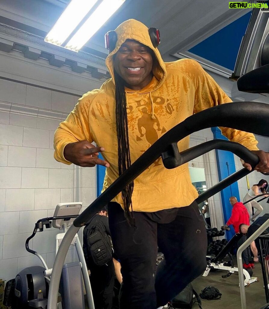 Kai Greene Instagram - SWEAT EQUITY💧 It’s important to look at how you can make your machine, your body, run as efficiently as possible, because if things start going wrong under the hood, you’re not going to produce the power you need to win a race. This is especially true if you don’t have the best genetics for building muscle. You wouldn’t bring your daily driver to a supercar race would you? Well, you might if you knew your engine was completely rebuilt to be competitive! Here are some simple, overlooked truths in bodybuilding: Health comes first. Performance and aesthetics follow. Your cardiovascular health is important, do make a ritual out of cardio. You won’t be gassed during your training and your appetite will improve. Think about how your muscles flow together, not just how they move the weight. When I train, I train for the stage and I visualize how I’ll use my muscles on stage when I train. It makes a difference. You must fuel yourself appropriately. Hydration, protein intake, carb intake based on your goal, and a whole host of micronutrients that your body needs are all factors in pushing yourself to a new place, a new level of development, and the bigger you become and the harder you train, the more you’ll need and the closer you’ll have to pay attention to those details. Every aspect matters. At @redcon1 we’re inspired by the limitless potential of the human spirit, and we live it every day through our products, our purpose, and our team. #KaiGreene #Redcon1