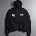 Kai Greene Instagram - DARC DESCENT BEGINS 🌑 Memento Mori + Darc Venom 🕸️ Collection releases tonight at 6PM PST 🐺 @darcsport This DROP is LIMITED & will go FAST! Link In Bio 🔗 Use Code: “KAI” At Checkout 💪🏾 #KaiGreene #DarcSport #ThoughtsBecomeThings