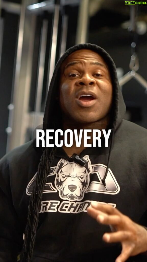 Kai Greene Instagram - RESTORE. REBUILD. REPEAT 💪🏾 It’s time to talk recovery and @corechamps ISOLATE is the truth! Packed with 25g of pure muscle-building protein per scoop and get this … 0g fat and < 1g of sugar! It’s got all the essential amino acids and taste your body demands to build lean muscle and recover like a champ. Don’t just train hard, recover harder! #LetsWORK!!! 💥Powered by: @corechamps 🔋Post workout: Isolate Protein #KaiGreene #CoreChamps #ThoughtsBecomeThings
