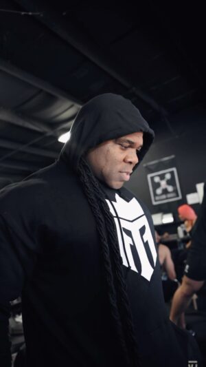 Kai Greene Instagram - Pure betrayal 🫠 

#REIGNBodyFuel #TotalBodyFuel #gym #bodybuilding