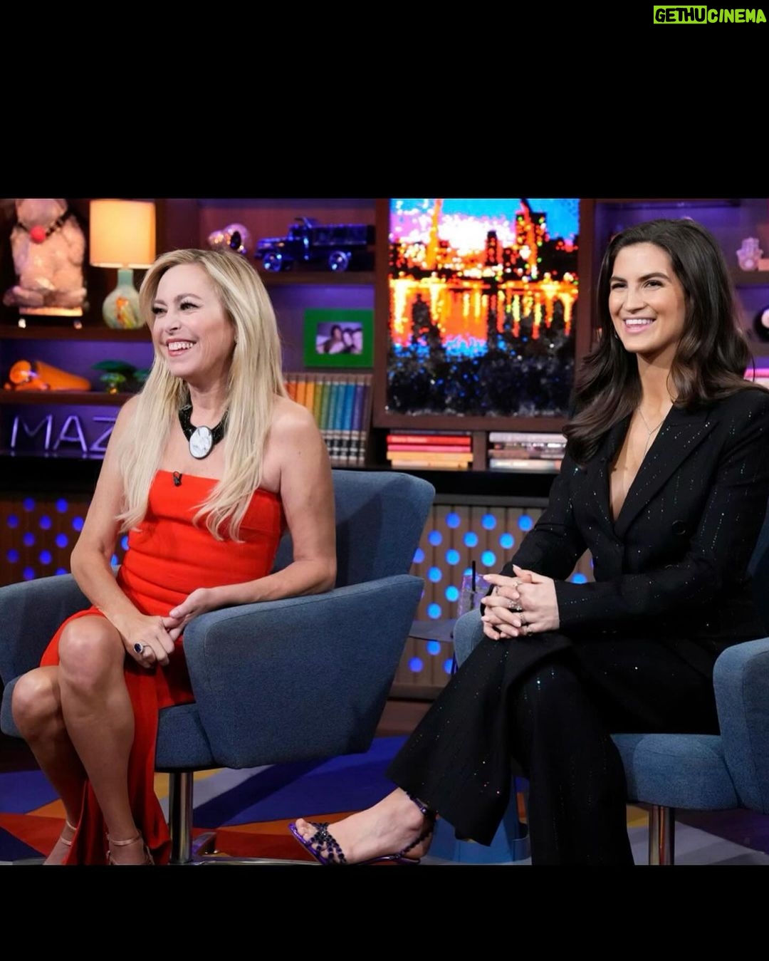 Kaitlan Collins Instagram - Now accepting suggestions for my real housewives tagline. @bravowwhl @suttonstracke 🩵