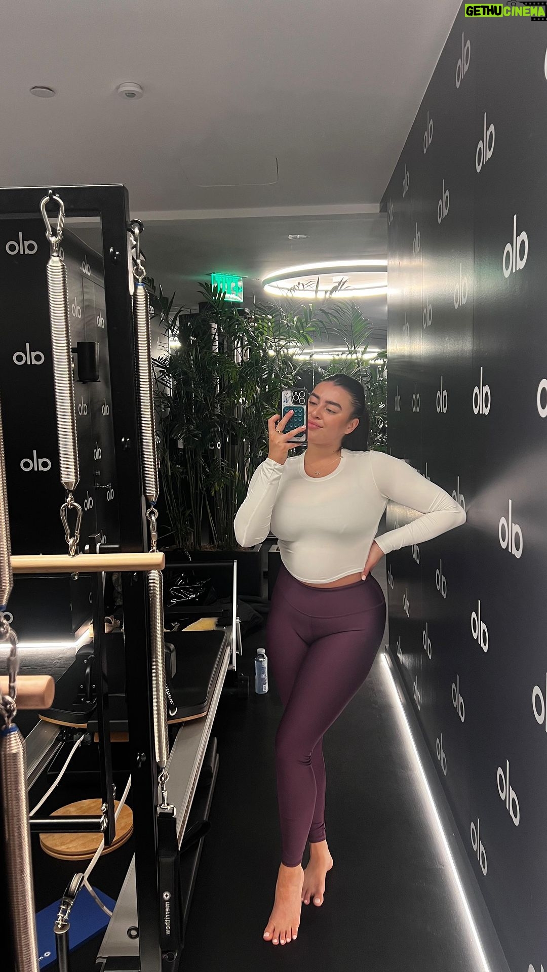 Kalani Hilliker Instagram - Mornings at @alo 🫶🏼