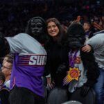 Kalani Hilliker Instagram - Big sis + lil bro date night to the Suns game🖤🏀☄️ Phoenix Suns Stadium