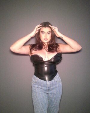 Kalani Hilliker Instagram - Sick of me yet?