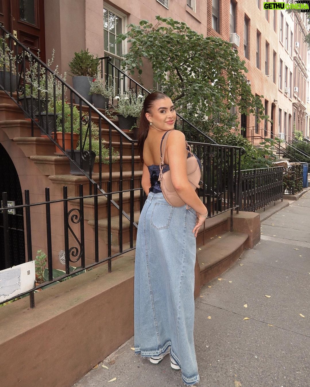 Kalani Hilliker Instagram - maps said it’s my turn New York, New York
