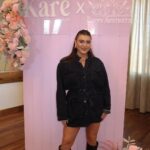Kalani Hilliker Instagram - Had the best time at ASU @asupanhellenic talking all things Kare by Kalani, mental health, skin care, and Kare X Poppy! Got to live out my sorority girl dream!! Ily girlies! 🩷✨🫶🏼🤍🥂🫧🪽