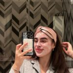 Kalani Hilliker Instagram - Mental Illness Awareness Week🤍 As someone who struggles, I want to give you all a reminder you are not alone. Don’t be afraid or embarrassed to ask for help or find help, never feel bad about taking time for yourself and puting yourself 1st, and always be kind to others because you don’t know what someone is going through. 🤍 #mentalhealthawareness