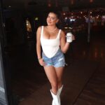 Kalani Hilliker Instagram - long live cowgirls🤠🍻 Scottsdale, Arizona