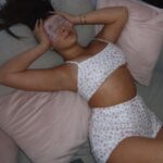 Kalani Hilliker Instagram - The perfect mask to help depuff your eyes and relax! 🫧🧖🏼‍♀️ This mask has natural cooling crystals in 2 styles rose quartz and white jade, for extra cooling I stick the mask in the fridge for 10 min then set on my eyes. I love to use this mask in the morning and do a mediation to start my day, and at night over the top of a facemask to help relax after a long day to get ready for bed. 10/10 recommend adding the mineral mask to your self care routine 🧖🏼‍♀️🩷🫧 #karebykalani @karebykalani