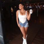 Kalani Hilliker Instagram - long live cowgirls🤠🍻 Scottsdale, Arizona
