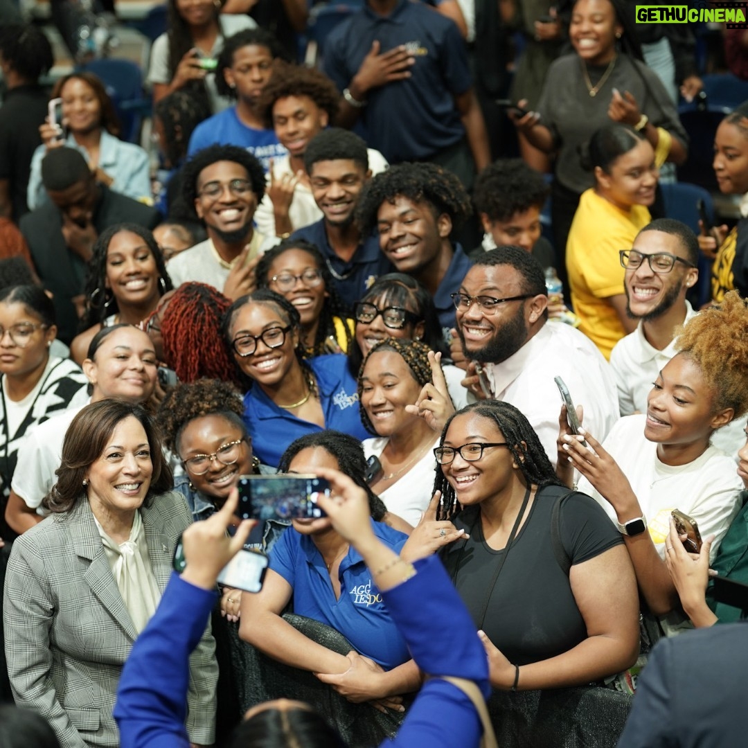 Kamala Harris Instagram - Last year, on my Fight for Our Freedoms College Tour, I visited universities, community colleges, and trade schools in the fight for our fundamental freedoms—including reproductive freedom. The work continues this year.