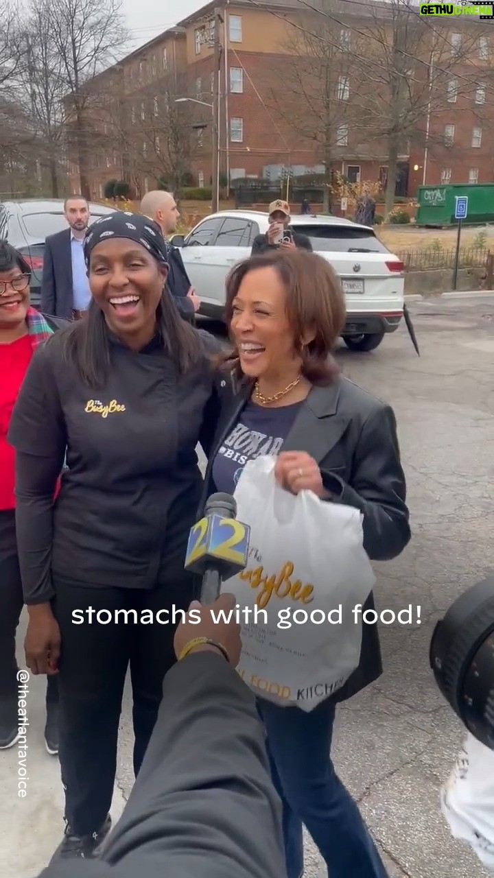 Kamala Harris Instagram - It’s always a pleasure being in Georgia.