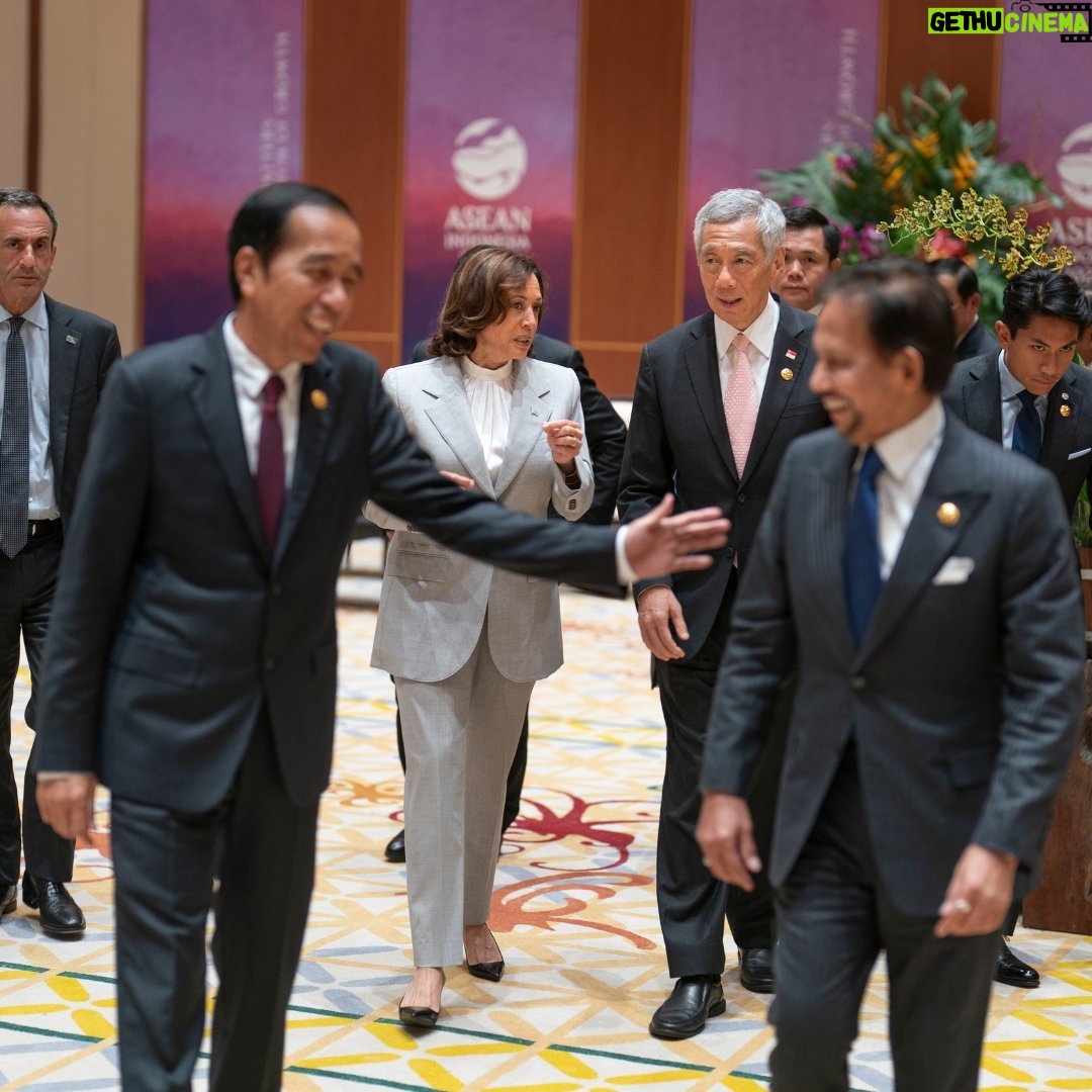 Kamala Harris Instagram - Last week, I was in Indonesia for my third trip to Southeast Asia as vice president. The United States is proud of our strong and growing ties, and I’m confident our partnership will only grow stronger in the years to come.