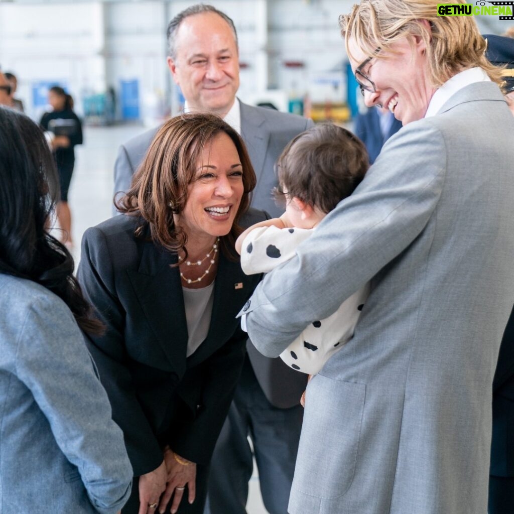 Kamala Harris Instagram - President Biden and I have been determined to bring down the cost of child care for working families in America. We’ve announced new actions that will cap child care copayments at no more than 7% of income for families benefiting from federal child care assistance.