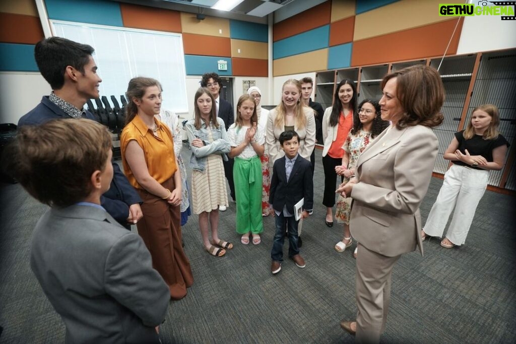 Kamala Harris Instagram - In my travels as vice president, I’ve met with hundreds of young climate leaders. College students in Michigan. Climate justice activists in Florida. Native leaders in Arizona. High school students in Colorado. These young leaders are guiding our nation in our climate fight, driven by their hope and determination to combat the climate crisis. Together we will continue to work to build a cleaner, healthier, and more prosperous future for everyone.