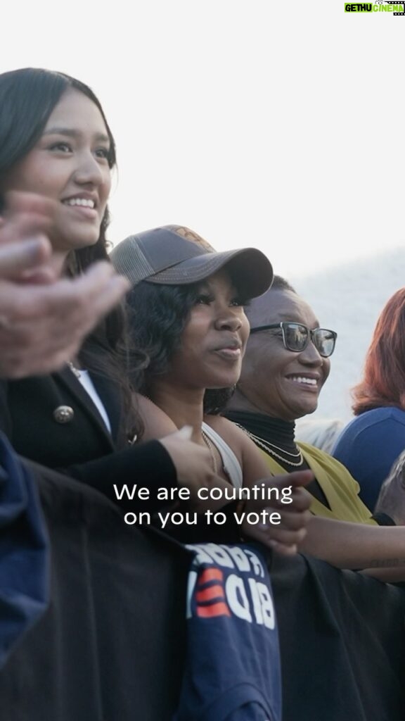 Kamala Harris Instagram - South Carolina, you are the first primary in the nation—we’re counting on you to get everyone you know to the polls!