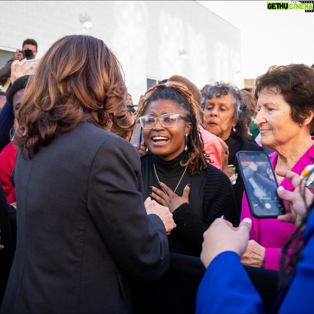 Kamala Harris Instagram - In 2020, the people of South Carolina showed up to vote. You convinced your friends, family members, neighbors, and coworkers of the power of their vote. It is because of that work that @JoeBiden and I are in the White House. Let's do it again today.