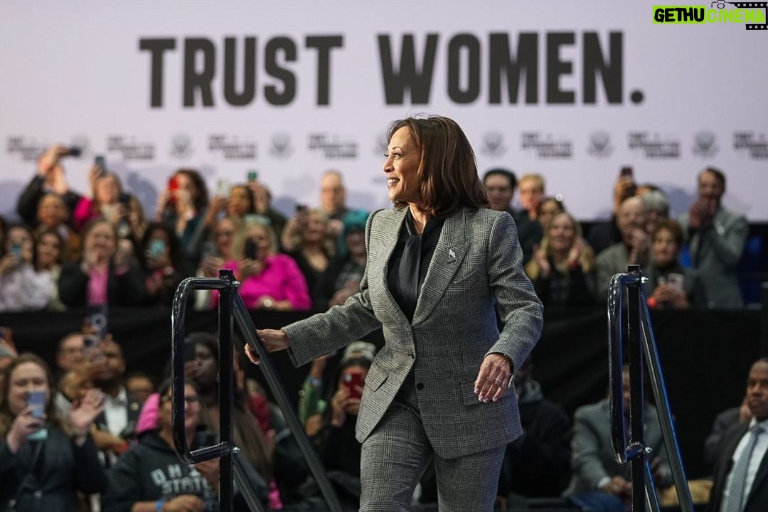 Kamala Harris Instagram - As extremists across the country ban abortion—endangering women's lives and criminalizing doctors—women are silently suffering. To those women, I say: We see your incredible strength, we are listening to your stories, and we are here with you.