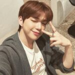 Kang Daniel Instagram - 즐추😉✌️