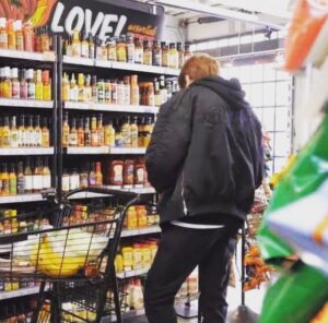 Kang Daniel Instagram - 👀👀