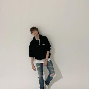Kang Daniel Instagram - 😸