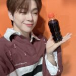 Kang Daniel Instagram - 무라벨 펩시 망고! 이번 여름도 펩시와 함께! #PEPSI #펩시 #친환경 #무라벨 #PEPSI_ZERO_SUGAR #펩시제로슈거 #나도펩시 #광고