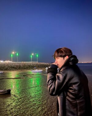 Kang Min Instagram - 🖤