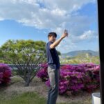 Kang Yoo-seok Instagram - 이번 새빛남고 학생회를 통해 정말 많이배우고 좋은친구들 스탭분들과 너무나도 재밌고 촬영한거 같아서 행복하네요. 그리고 무엇보다 여러분들의 사랑덕분에 행복했습니다! -신우-🐶