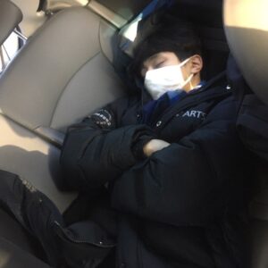 Kang Yoo-seok Instagram - 지금 이 순간을 잊지말자 열심히 살고 열심히 하고 노력하고 쫄지말고 후회말고 나를 찾고, 나의 매력 나의 장점 보여주고 때론 뻔뻔해지고 과감하고 여유있고 자신감 갖자 ‘잘’ 하자