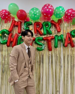 Kang Yoo-seok Instagram - 크리스마스 끄읏!🎅