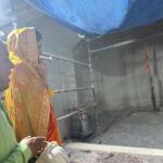 Kangana Ranaut Instagram - आओ मेरे राम। वाह! मैं श्री हरि विष्णु की कृपापात्र हूँ, उनकी भक्त हूँ और आज मुझपे उनकी इतनी कृपा हुई कि मुझे श्री हरि विष्णु अवतार परम पूजनीय, महान धनुर्धारी, तेजस्वी योधा, तपस्वी राजा, मरियादापुरुषोत्तम श्री राम जन्मभूमि के दर्शन करने को मिले। मेरी फ़िल्म तेजस में रामजन्मभूमि की विशेष भूमिका है, तो ऐसा मन हुआ की राम लल्ला के दर्शन करूँ, धन्य भाग मेरे राम मेरे राम मेरे राम …
