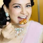 Kangana Ranaut Instagram - Another day of promotions. Some delicious glimpses of my day 🤩 #chandramukhi2