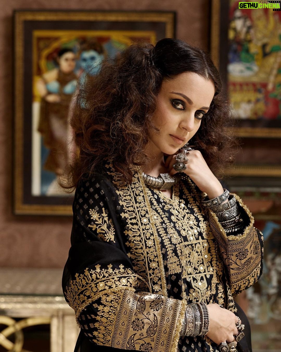 Kangana Ranaut Instagram - Promotional shoot for #chandramukhi2