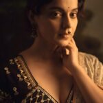 Kangana Ranaut Instagram - @pankaj_s_heritage is not a designer he is a revivalist… actually a lover of India … who loves the beauty and the culture of this nation …. Thank you for this stunning piece I loved every bit of it … for me it wasn’t just a garment it was India in all its purity and serenity…