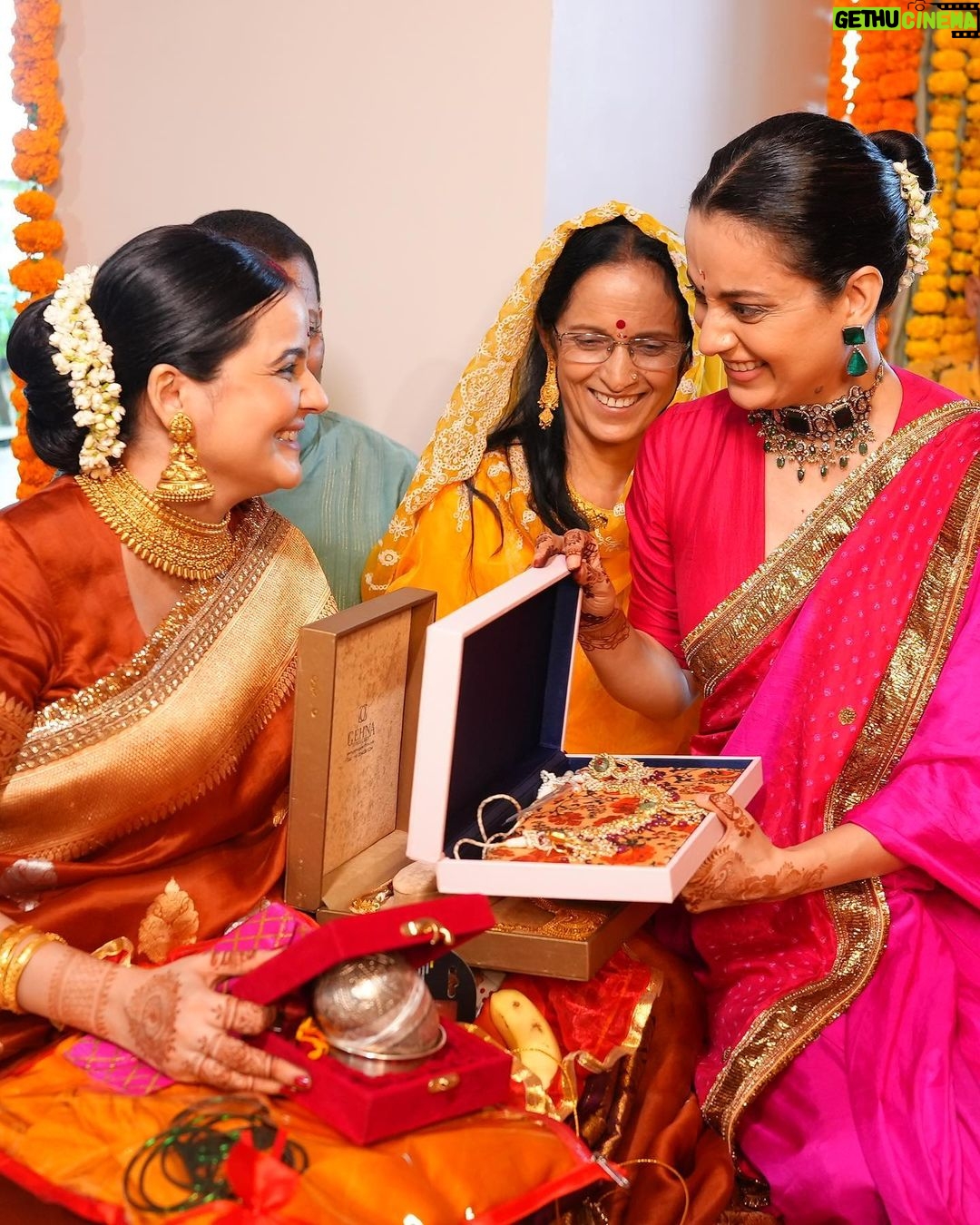 Kangana Ranaut Instagram - Sharing some precious moments from Ritu Ranaut’s Godbharai… Our hearts are full and we all are eagerly awaiting the arrival of Baby Ranaut … thanks for all your well wishes and blessings 🙏 🧿🧿🧿