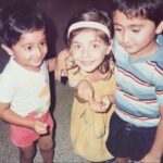Kanika Kapoor Instagram - Happy Bhai Dooj ❤️ Best memories of growing up together in Lucknow in a joint family..Love you🥰🥹 #Thejeepcousins