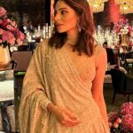 Kanika Kapoor Instagram - Jaipur Dairies 🩷 In @roseroom__official 🩷 Pink City Jaipur