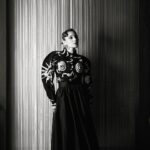 Kanika Kapoor Instagram – @schiaparelli for @serpentineuk summer party 🎵

#london #londonlife #kanikakapoor #instadaily #summervibes #schiaparelli #music Serpentine Pavilion