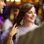 Kanika Kapoor Instagram - @chanelofficial #funfair #dubai #kanikakapoor #dubai #dubai🇦🇪 #mydubai #instagood #music #india #bollywoodhot Hair @laloge_uae