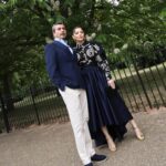 Kanika Kapoor Instagram - Is it wrong to bully my shy husband to pose with me for the gram? #relatable ? 😛 @gautamh 😍 #valentineweek London, United Kingdom