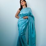 Kanika Kapoor Instagram – 🦋🦋🦋🦋🦋

@ekayabanaras 

📸 @dylancerejo 

H&M  @makeupby.apurva 
Drape @style_by _bhavna 

Jewels @meenajewellersdubai India