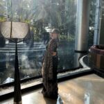 Kanika Maheshwari Instagram - Standing tall with a touch of class. The world through tinted lenses, a reflection of sophistication. 🕶️💚 #black #nature #sunglasses #classy #elegant #beautiful #love #happy #world #saree #sareelove #sareelover #elegance #blessedlife #blessed #happiness #beauty #kanikamaheshwari