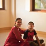Kanika Maheshwari Instagram - There are no other parenting rule book, Your child is your reflection My reflection… My Nanak in this beautiful world💗🌏 #love #family #yourreflection #myson #myworld #parenting #parentlife #lovemyson #playful #memories #fun #happy #happiness #blessed #blessings #kanikamaheshwari