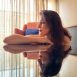 Kanika Maheshwari Instagram - slowly falling in love with this perspective of myself💗 #lovemyself #mirror #myself #love #happy #happiness #blessed #blessings #perspective #kind #smile #beautiful #beauty #life #livinglife #healingtime #selfcare #selflove #relax #kanikamaheshwari