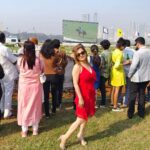 Kanika Maheshwari Instagram - There’s something magical about a red dress✨❤️ #horserace #race #horseriding #event #memory #good #fun #experience #new #horses #racing #heels #reddress #red #beautiful #lookinggood #feelingbeautiful #kanikamaheshwari Mahalaxmi Racecourse
