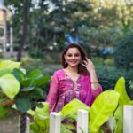 Kanika Maheshwari Instagram - In pink, nature's sync. 🌿💕 Suit: @ambraee_ #beautiful #beauty #love #suit #indiansuit #loving #instagood #photo #photooftheday #photography #sun #sunlight #nature #greenery #princess #amazing #kanikamaheshwari