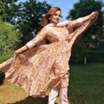 Kanika Maheshwari Instagram - Draped in this suit, feeling like a modern-day princess, basking in the golden embrace of natural sunlight. 👑💖🌞 Suit: @ambraee_ #beautiful #beauty #love #suit #indiansuit #loving #instagood #photo #photooftheday #photography #sun #sunlight #nature #greenery #princess #amazing #kanikamaheshwari