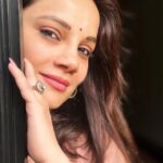 Kanika Maheshwari Instagram - Once you have started seeing the beauty of life, ugliness starts disappearing. If you start looking at life with joy, sadness starts disappearing. ~ Osho #osholovers #love #osho #life #god #faith #faithoverfear #godbless #blessings #blessed #love #peace #believer #bekind #beautiful #peaceful #peaceofmind #lifelessons #lifecoach #lifecoachinglessons #smile #god #godisgood #blessings #lifeisgood #faithful #kanicamaheshwari
