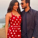 Kanika Mann Instagram - Oye mere Saveer 🤗 You will always have a special place in my heart .. Thanks for being there .. @arjunbijlani Here is to wish you another 365 days of celebrating love and life 💕 I wish you only the best 🤗