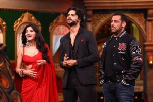 Kanika Mann Instagram - Swipe left to see why Tara and Dev look so excited ♥️
Don’t forget to tune in to #bigboss weekend ka war this Sunday 💫
#chandjalnelaga #colors #jiocinema